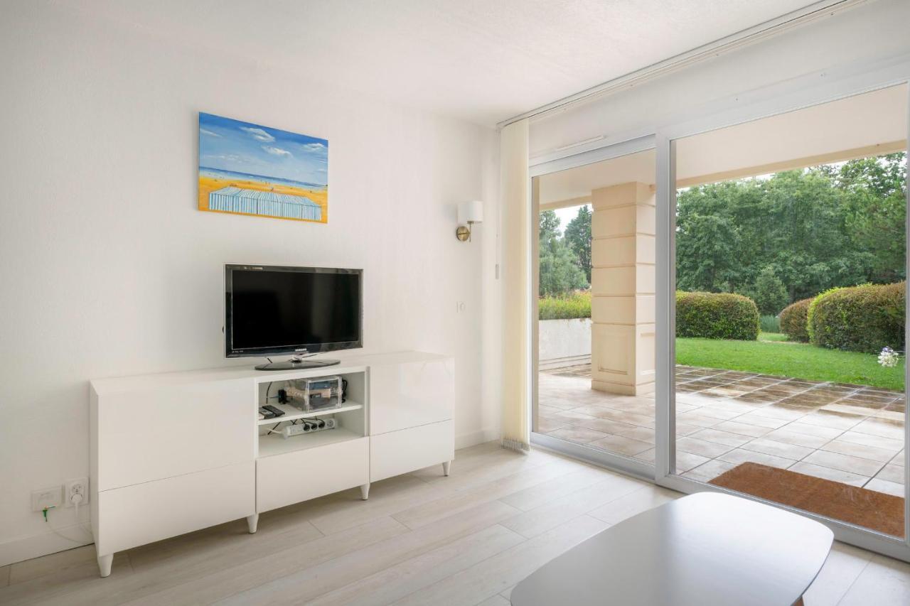 Appartement Dans Residence Avec Piscine Pour 6 ポミシェ エクステリア 写真