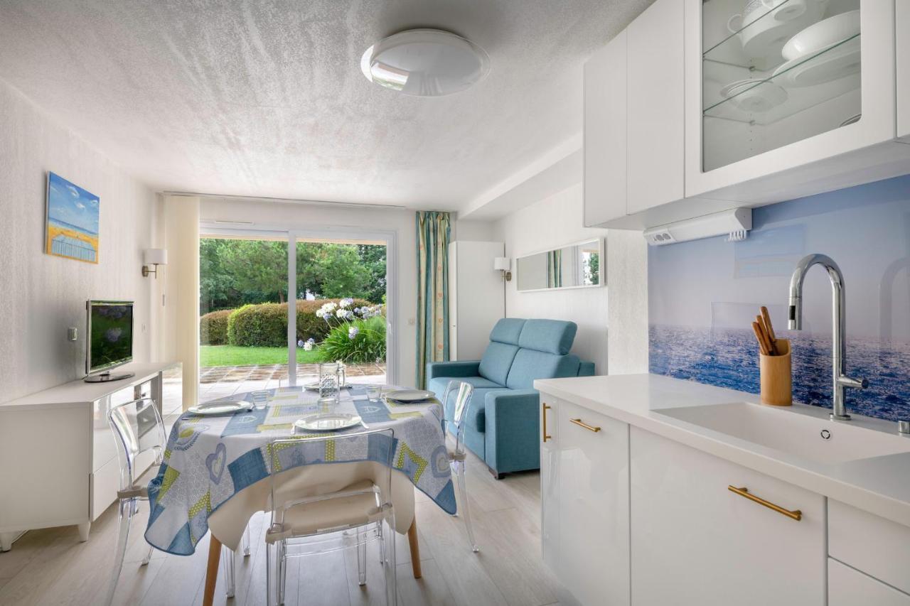 Appartement Dans Residence Avec Piscine Pour 6 ポミシェ エクステリア 写真